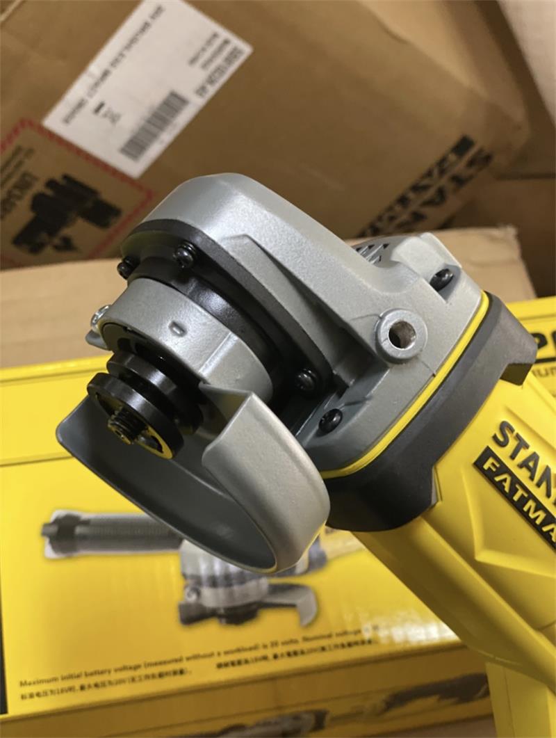 20V 充電式アングルグラインダー スタンレー SCG400 - Power Tools Stanley のレビューと価格